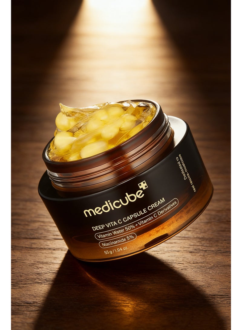 عام ميديكيوب كريم وجه كبسولات ذهبية 1.94 أونصة - ترطيب مشرق | تركيبة فيتامين C مضادة للتجاعيد - Image 1